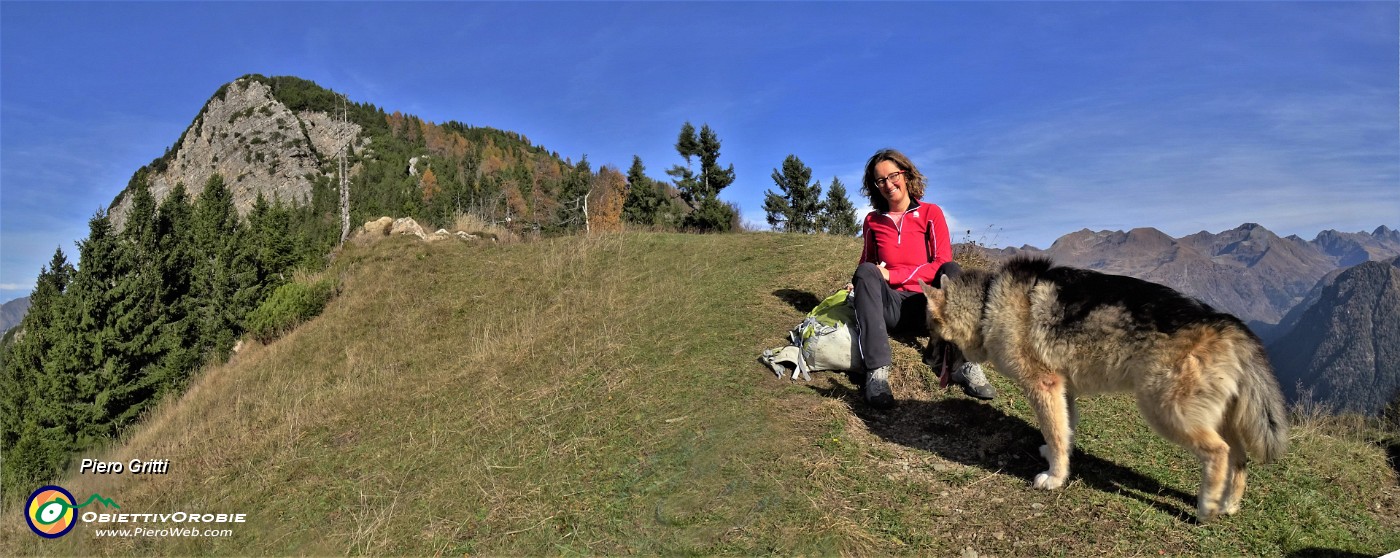 19 Al Forcolino di Torcola (1856 m) con roccolo.JPG